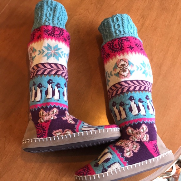 Muk Luks Shoes - NEW MUK LUKS KNITTED MID KNEE